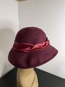 Vintage Michael Howard 100% Wool Red Hat Made in the USA - Picture 1 of 10