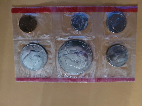 1978 Uncirculated US Mint Set D Mints In original packaging Cover