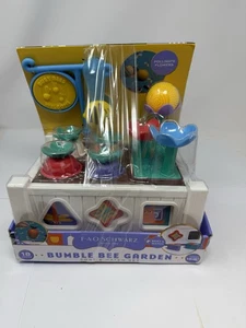 Fao Schwarz Bumble Bee Garden Sort and Match Set - Foto 1 di 2