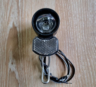 AXA LED Scheinwerfer Ecoline 15 Lux, für Nabendynamo LED Fahrradlampe mit StVZO - Bild 1 von 4