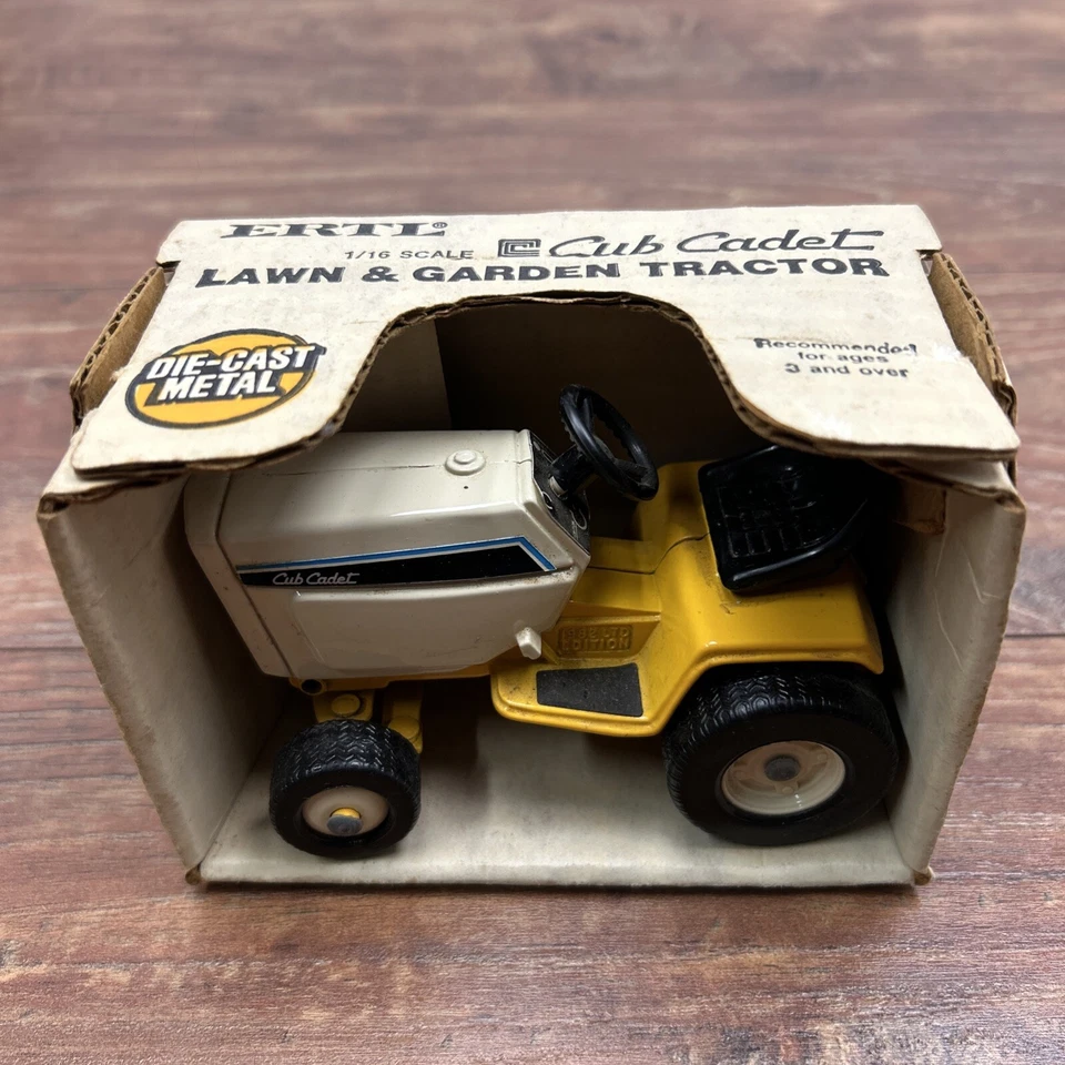 Ertl 1:16 Cub Cadet Model # 499-10CA 1982 Limited Edition Tractor 682 New In Box - Image 1 of 4