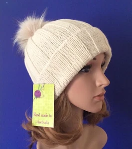 KOALA KNIT HAND KNIT LADY AUST MERINO WOOL CREAM RIB HAT with DETACHABLE POMPOM - Picture 1 of 6