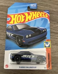Hot Wheels '15 Dodge Challenger SRT blue - Picture 1 of 1