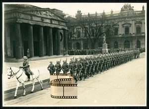 Foto de prensa H. Wolter Bildponchter 16x11,5 cm - Soldados en Berlín - Imagen 1 de 2