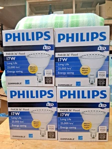 Set of 4  -  Philips LED PAR38 17W Flood Light Bulbs 1100 Lumens - Picture 1 of 7