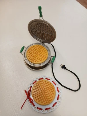 American Girl Doll KIT Kittredge WAFFLE IRON Set Incomplete  - Image 1 of 4