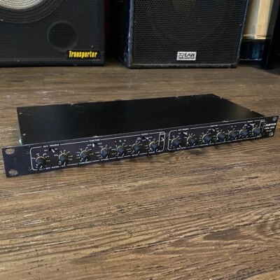 Drawmer DS201 Dual Gate MIDI interface Black Good GP - Image 1 of 4