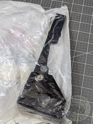 3804662M1 Massey Ferguson genuino OEM pestillo Foto 1 de 4