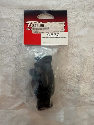 Traxxas 9532 Caster Blocks (C-Hub), Left/Right/ Kingpin Bushings (4) Sledge - Image 1 of 2