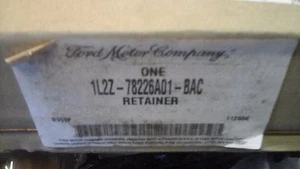 NUEVO FABRICANTE DE EQUIPOS ORIGINALES Ford Explorer 2002-05 montañero manija puerta delantera retenedor LH - Imagen 1 de 1