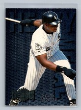 1996 Fleer Metal Universe Heavy Metal Frank Thomas #8 Chicago White Sox