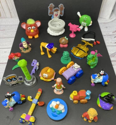 Винтажные игрушки типа Happy Meal лот из 23 медведей Disney Taz Furby Bernstein - Изображение 1 из 4