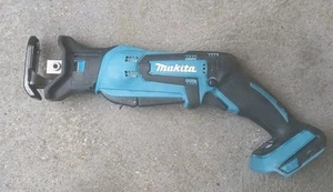 Makita Reciprocating Saw (Body Only) Part Number: JR184D Voltage:14.4V - Picture 1 of 4