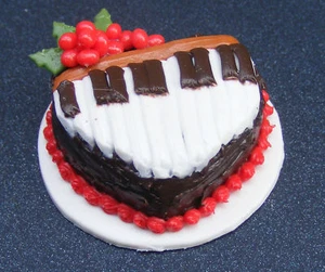 Pastel de piano de chocolate en forma de corazón Tumdee escala 1:12 casa de muñecas miniatura NC53 - Imagen 1 de 1