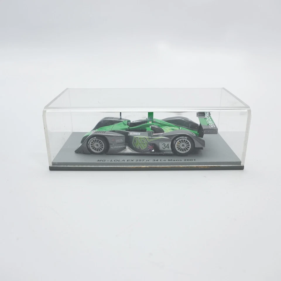 Spark 1:43 Scale Diecast Model Car - MG-LOLA EX 257 n 133 • Le Mans 2001 - Image 1 of 4