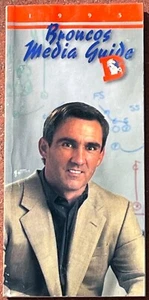 Guía de medios de fútbol americano americano de los Denver Broncos de la NFL 1995 - Mike Shanahan en portada - Imagen 1 de 1