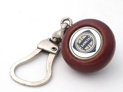 PORTE CLÉS ANCIEN - AUTOMOBILE - LANCIA - Photo 1/3