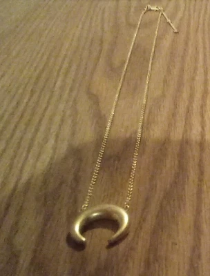 Madewell Pendant Necklace Crescent Moon or Horn Shape Boho Casual Gold Tone - Image 1 of 3
