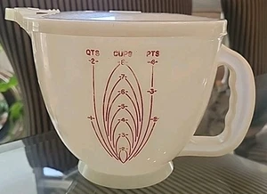 Vintage Tupperware 8 Cup Mix 'n Stor Measuring Pitcher w/Pourable Lid ~ 696-4 - Picture 1 of 5