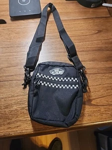 VANS - STREET READY II CROSSOVER BAG - SCHWARZ/MICROCHECK - Bild 1 von 9