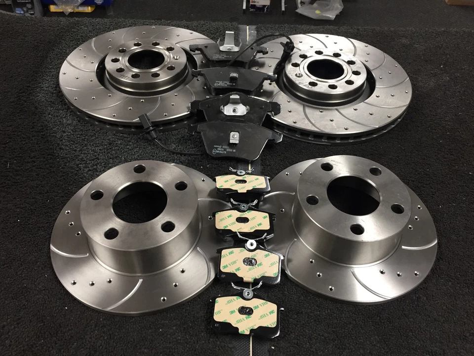 AUDI A6 C5 2.5TDi QUATTRO BRAKE DISC DRILLED GROOVED FRONT REAR + PADS - Image 1 of 1