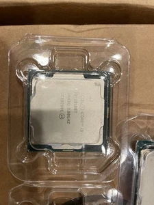 [Caja abierta] CPU Intel Core i3-10100T o i3-10105T 10.ª generación 3,0 GHz SRH3Q LGA 1200 - Imagen 1 de 4