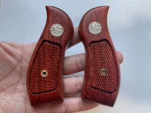 Gorgeous Classic Style Checker Hardwood Grip For S&W N Frame Round Butt Craft - Picture 1 of 7