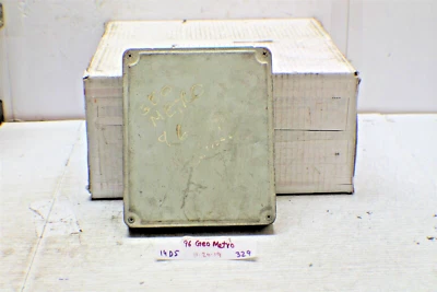 3392051GF1 Geo Metro 1996 1.3L AT Engine Control Unit ECU Module 14D5 329 - Immagine 1 di 4