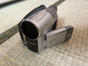 Canon iVIS DC50 DVD Camcorder Optical Zoom Flip LCD Power Cord Only - Picture 1 of 6