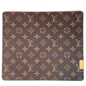 Louis Vuitton Monogram Podkładka pod mysz Brązowa Czerwona Nieużywana - Zdjęcie 1 z 7