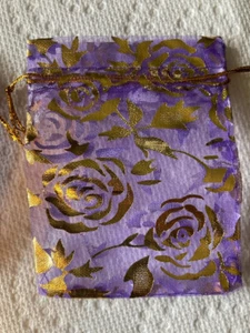 25 Lavender GOLD HEARTS Design Organza Bags Favors/Gold StringTies USA SELLER - Picture 1 of 5
