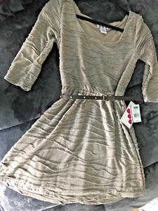 Neu Damen-Skaterkleid U-Ausschnitt Ellbogenärmel Fit and Flare X-Small - Bild 1 von 2