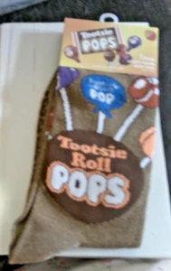 NWT TOOTIE ROLL POPS SOCKS SHOE SIZE 8-12 ONE PAIR NOVELTY SOCKS - Picture 1 of 1