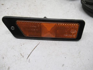 VW CORRADO RIGHT FRONT SIDE MARKER ASSEMBLY W/ BULB HOLDER AND SCREW - Picture 1 of 4
