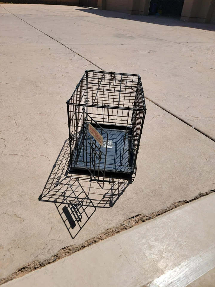 Jaula plegable para perros de 18" jaula para mascotas perrera jaula de metal de una sola puerta con bandeja, 18x12x14" Foto 1 de 1