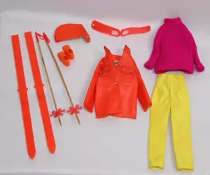 De colección Barbie La Escena de Esquí Pantalones Suéter Chaqueta Esquís #1797 Solo Falta Percha - Imagen 1 de 6