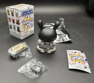 Frank Kozik Firmado Autografiado Dunny 2010 3" Hooverville Gold Apples Kidrobot - Imagen 1 de 8