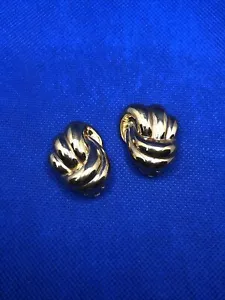 Vintage Ciner Gold Tone Modernist Ribbed Chunky Clip On Earrings - Picture 1 of 8