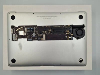 Original MacBook Air 13" A1466 2013 2014 1,3 GHz 4 GB Logic Board & Bottom & Box - Bild 1 von 4
