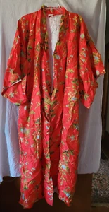 VTG Unisex Kimono Red Multicolor 100% Silk Made In Japan Collectible Decorative - Picture 1 of 6