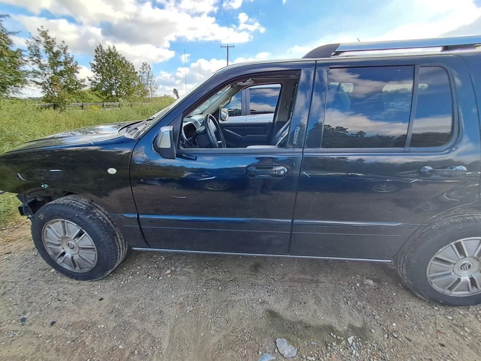 2006 Mercury Mountaineer Porta Frontal Esquerda Elétrica Preta Usada - Somente Retirada Local - Imagem 1 de 4