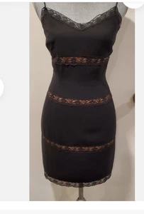 Adrienne Vittadini Abendkleid schwarz Spitzenbesatz Slip Minikleid Spaghetti mit Schal - Bild 1 von 12