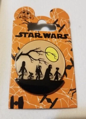 Disney Pin Star Wars Trick or Treat Glow in the Dark Halloween Pin # 110327 NEW - Image 1 of 4