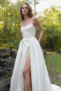 Jenny Yoo Mollie Wedding Dress - BRAND NEW - Size 0 - Picture 1 of 4