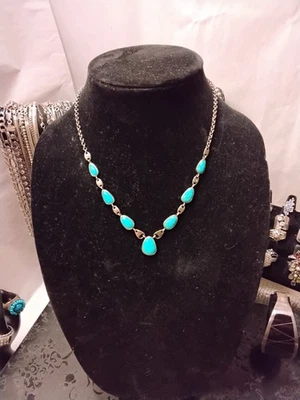 Collar Colgante Turquesa Gota Y Firmado Whitney Kelly Plata de Ley 18 Pulgadas Foto 1 de 4