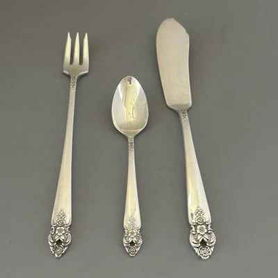 Oneida Distinction Prestige Plato de Plata Tenedor de Oliva Cuchillo de Mantequilla Cuchara de Condimento Foto 1 de 4