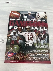 2005 November South Carolina Gamecocks Football Media Guide Magazine v Clemson - Picture 1 of 4