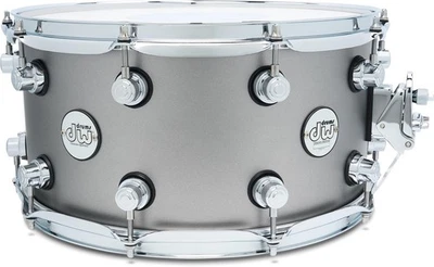 Caja DW Design Series Edición Limitada - 7 pulgadas x 14 pulgadas, Titanio Foto 1 de 4