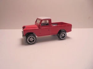 LAND ROVER SERIES III PICKUP 2019 Hot Wheels Hot Trucks Series Red - Picture 1 of 2