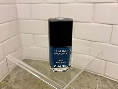 Esmalte de uñas CHANEL 553 BLUE REBEL de la colección Les Jeans De Chanel LE NUEVO Foto 1 de 4